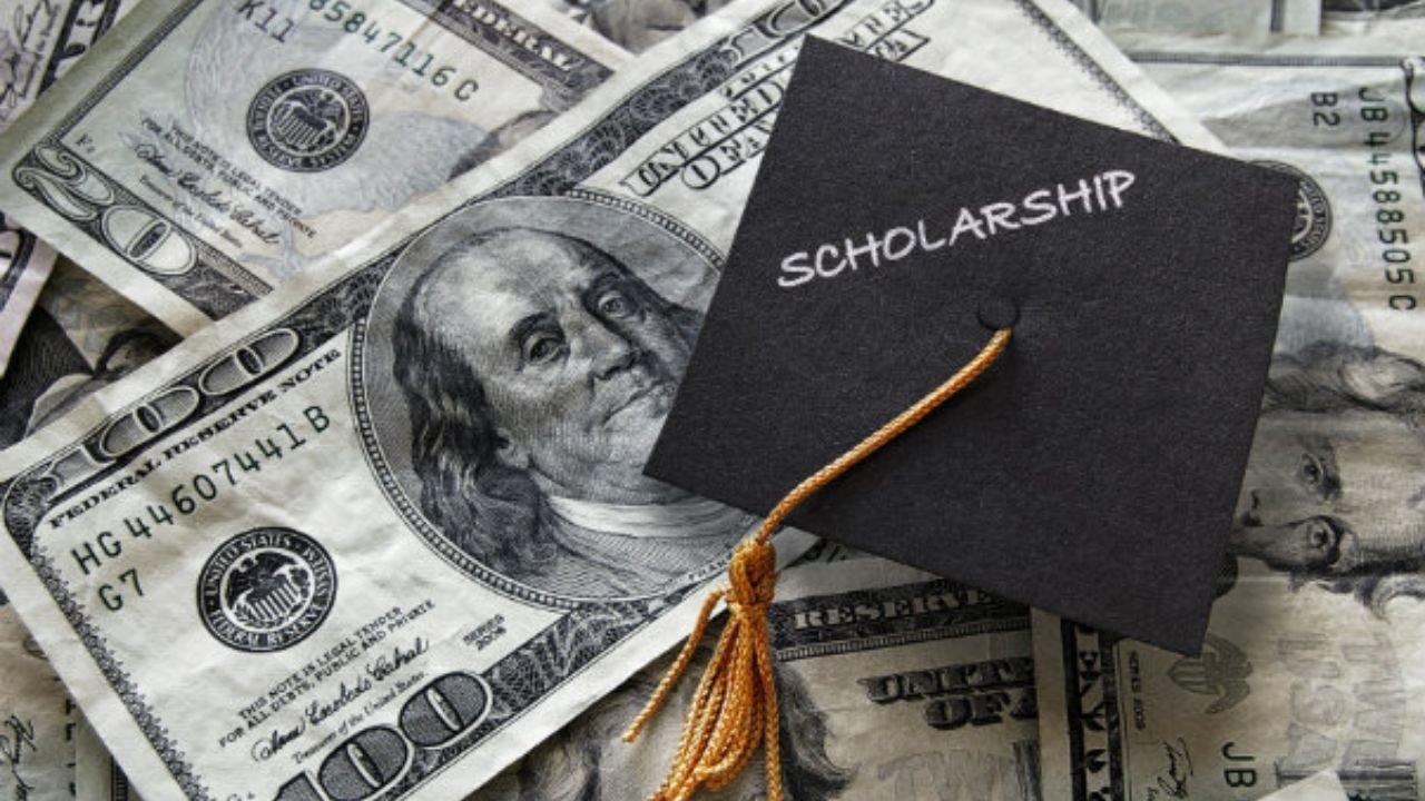 $25,000 Scholarship